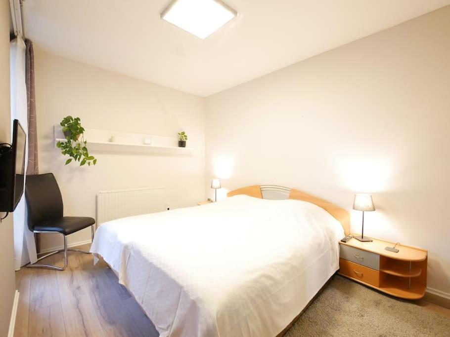 61 M2 Erdgeschosswohnung Mit Eigenem Parkplatz Vorm Haus Osnabrück Exterior foto